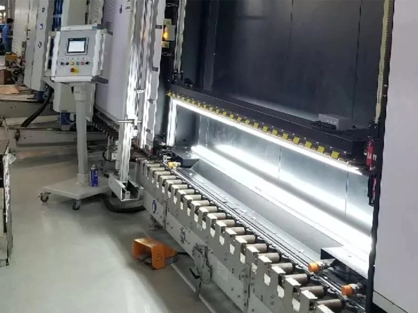 Supsuppression Low-e Edge