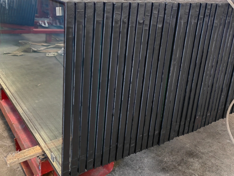 Le verre acoustique réduit le bruit